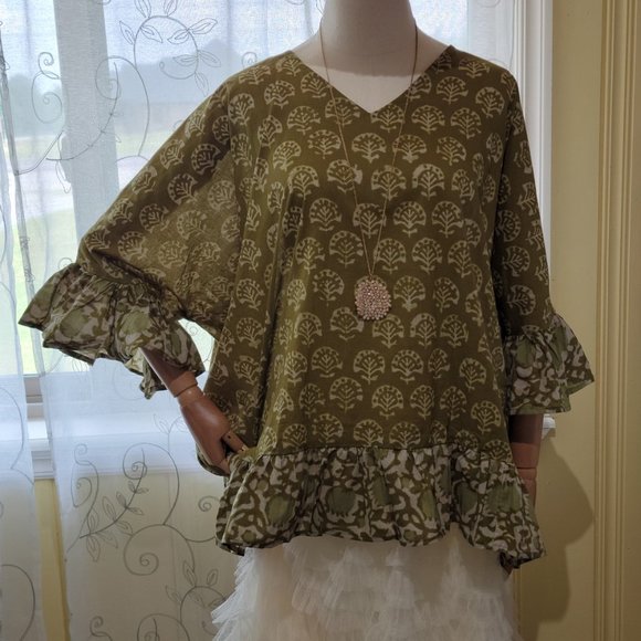 NEW Jaded Gypsy - Moon Gypsy Top in Chartreuse - Picture 2 of 2